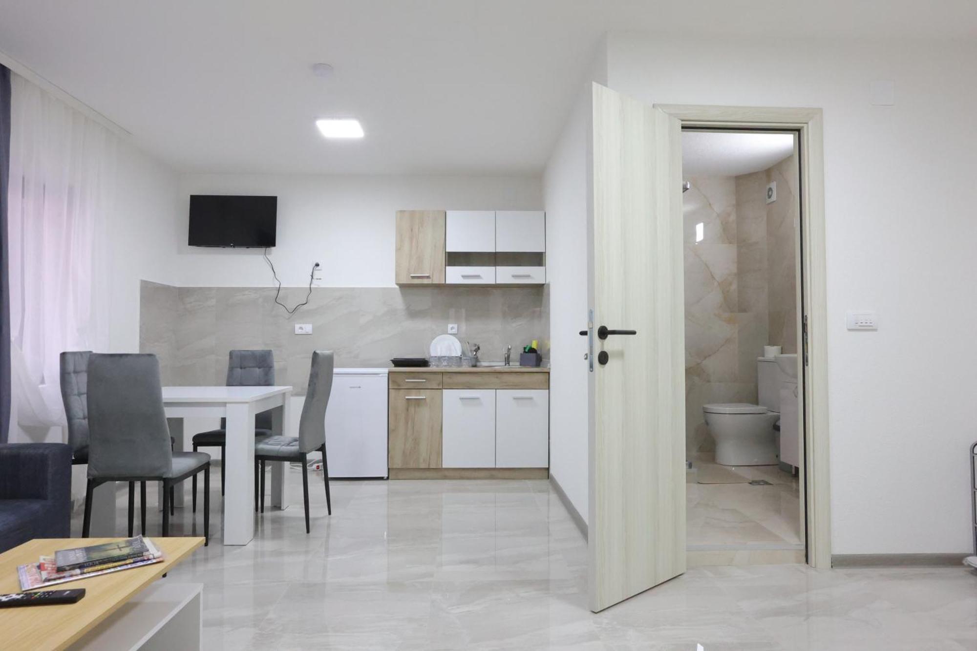 Ivan'S Guesthouse Paraćin Zewnętrze zdjęcie